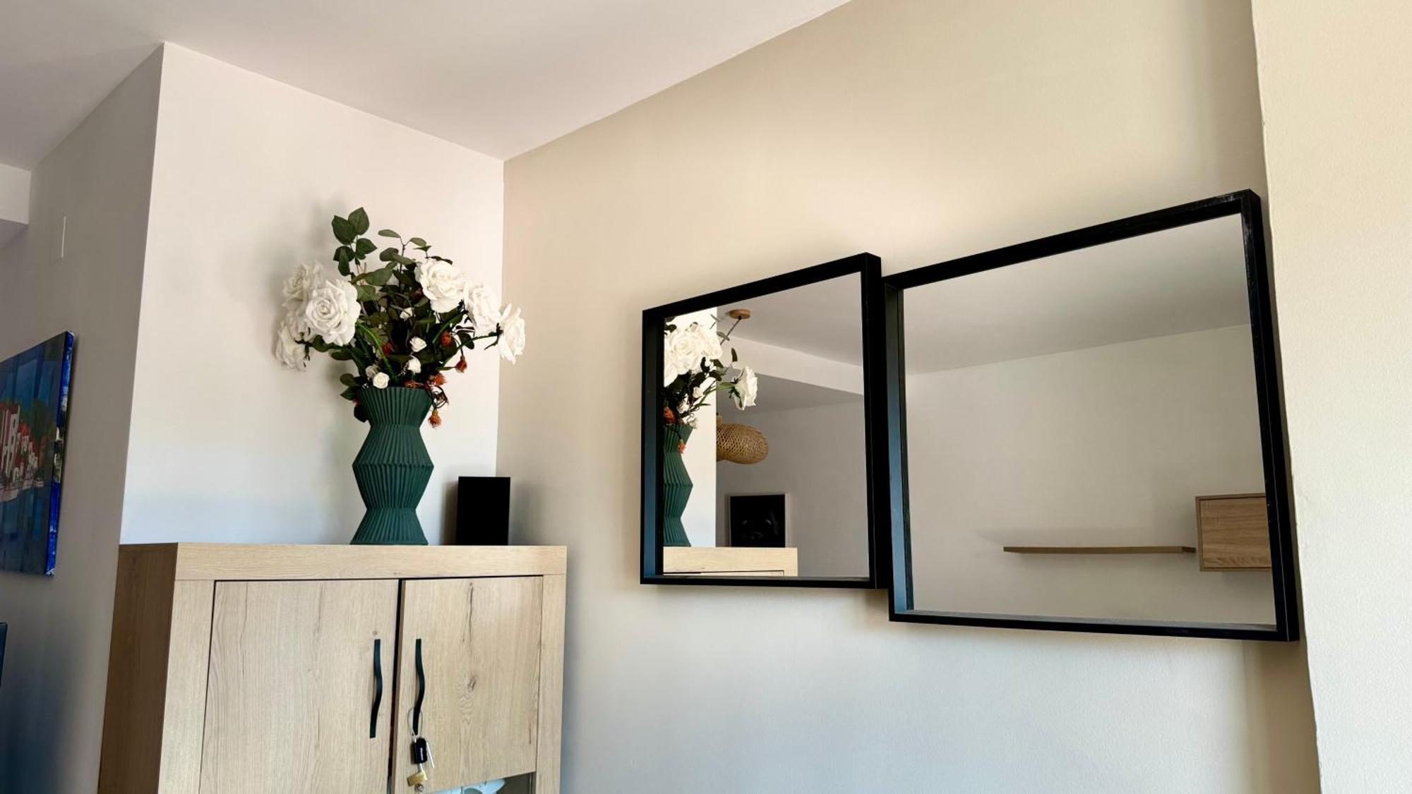 Datiler Vybdenia Exteriér fotografie